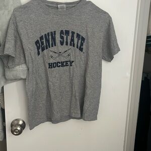 Grey comfy “Penn State Hockey” juniors tee